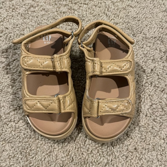 Baby Gap sandals size 9-10 - Picture 1 of 3